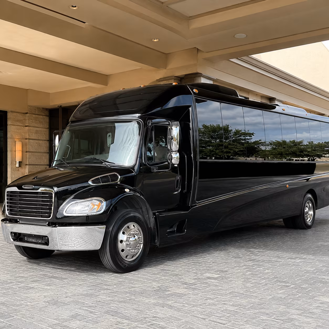 corporate airport transfers to fresno yosemite international airport