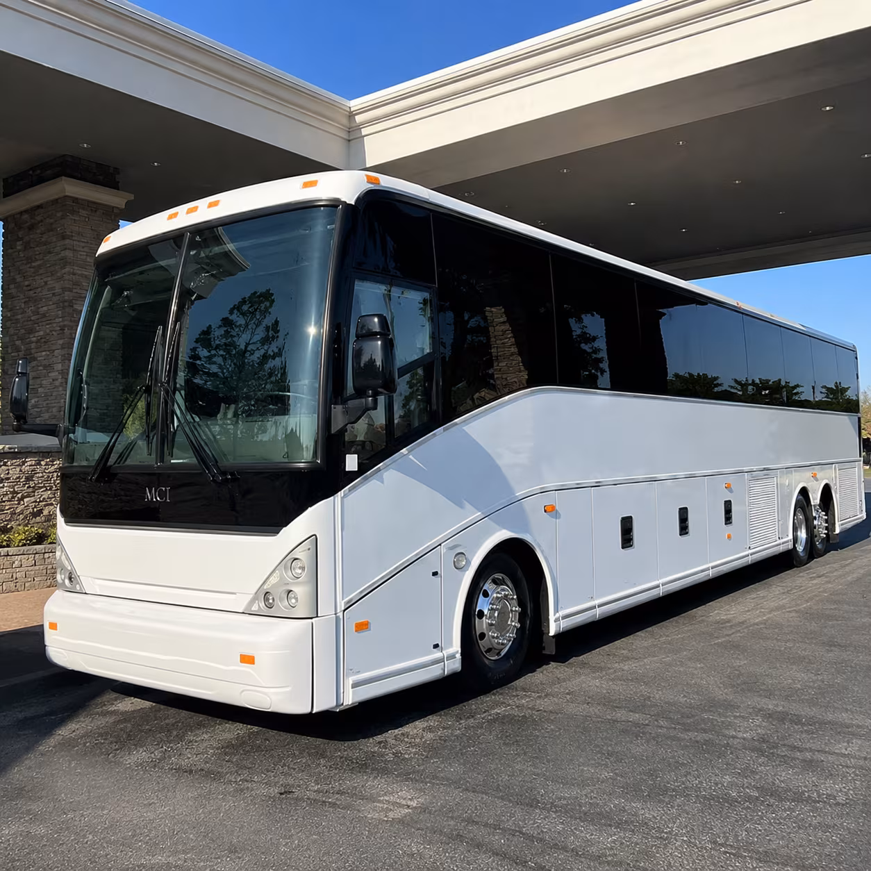 madera 40 passenger party bus interior