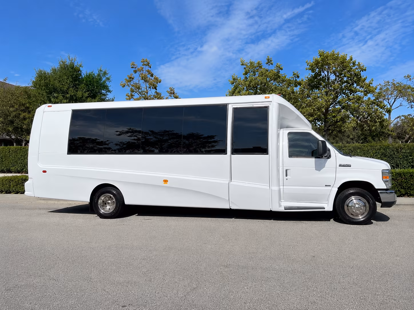 maderacharterbuscompany com is the easiest way to compare prom transportation in madera california