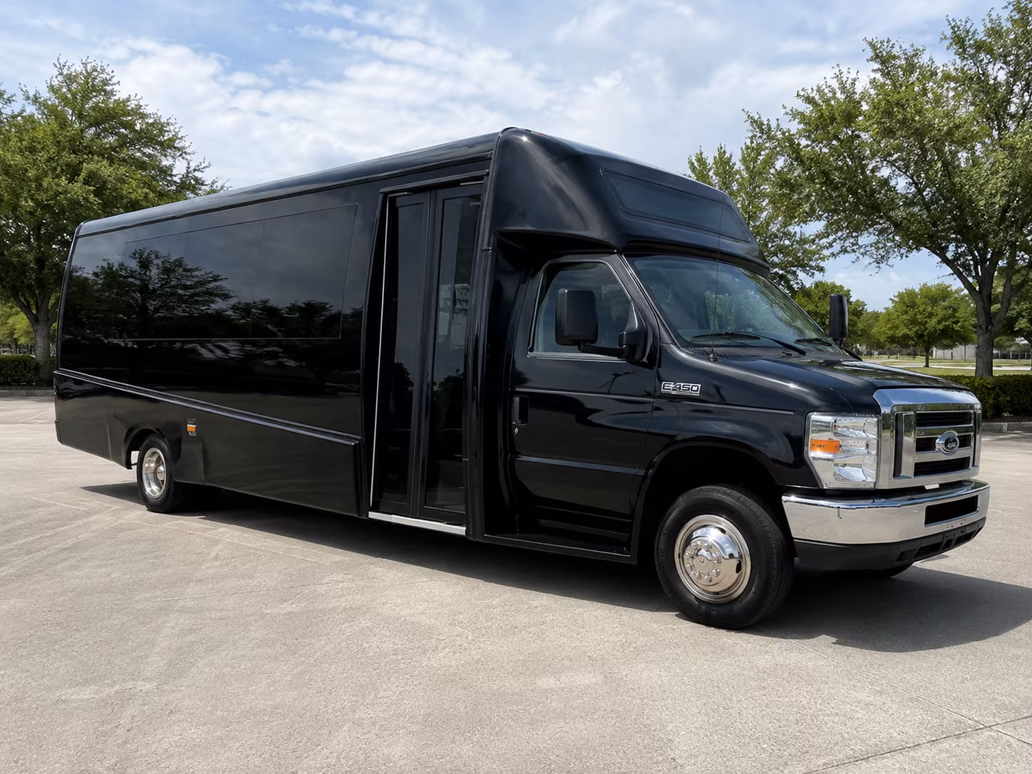 merced winery shuttle bus rentals